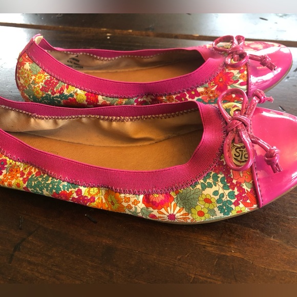 Sperry flats in gorgeous floral print size 7.5 - Picture 2 of 5